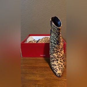 Impo Memory Foam Leopard Booties